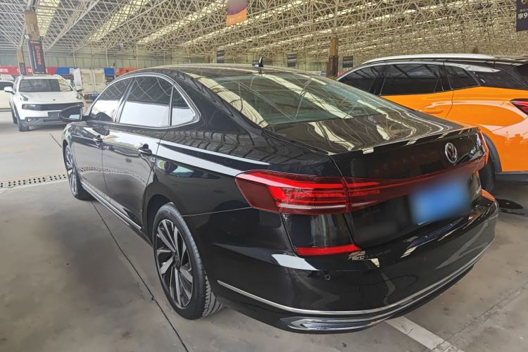 Used Volkswagen Passat 2025 Premium Version 380TSI Dragon Edition Rear Left 45 Deg