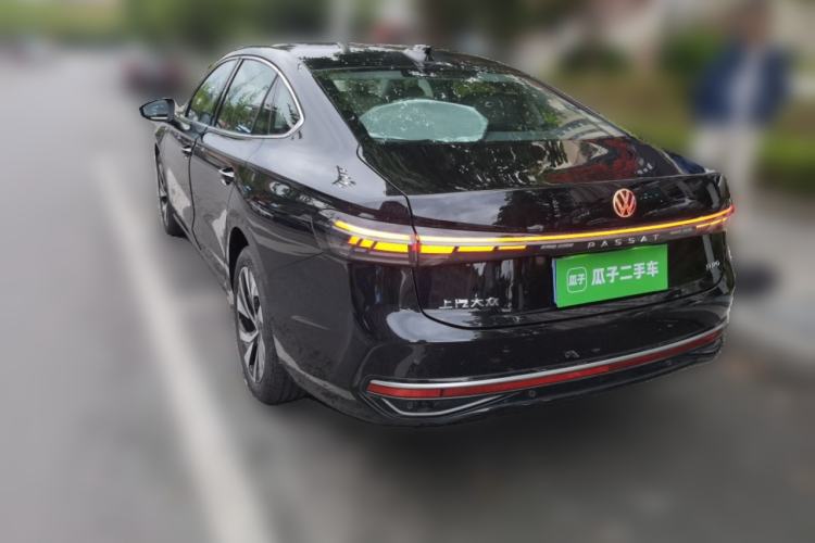Used Volkswagen Passat 2025 Pro 380TSI Dragon Glory Edition Rear Left 45 Deg