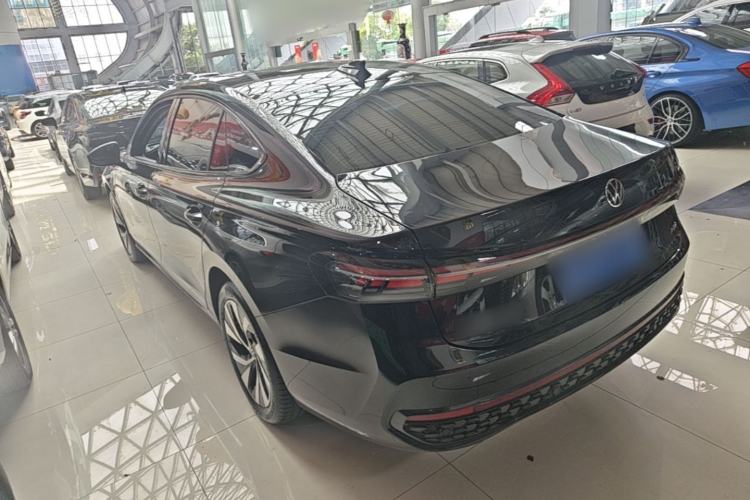 Used Volkswagen Passat 2025 Pro 300TSI Starry Dragon Edition Rear Left 45 Deg