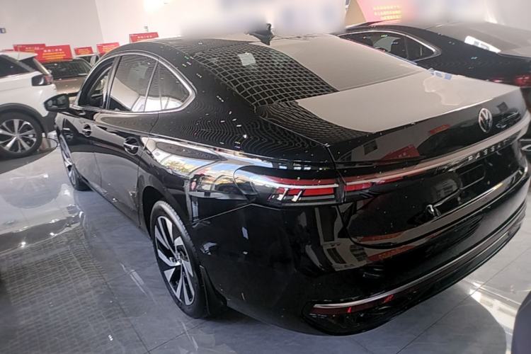 Used Volkswagen Passat 2025 Pro 380TSI Dragon Glory Edition Rear Left 45 Deg