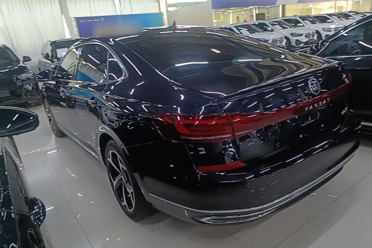Used Volkswagen Passat 2025 Outstanding Model 380TSI Starry Dragon Edition Rear Left 45 Deg