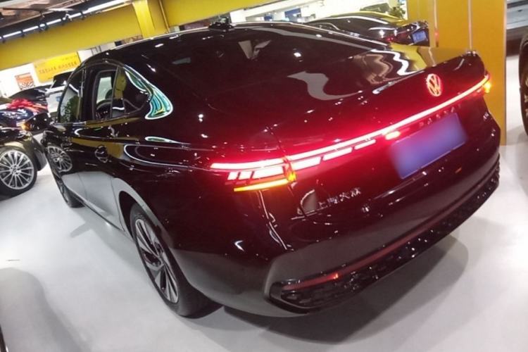 Used Volkswagen Passat 2025 Pro 380TSI Starry Dragon Edition Rear Left 45 Deg