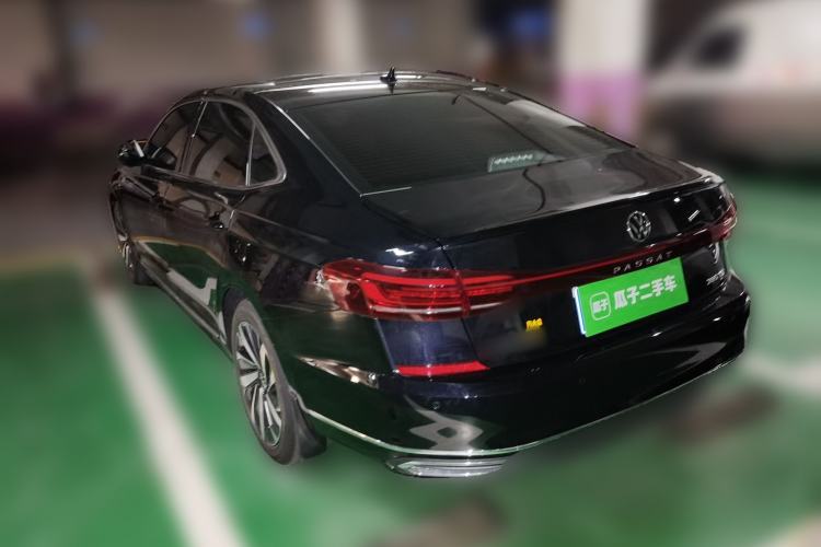 Used Volkswagen Passat 2025 Premium Version 380TSI Dragon Edition Rear Left 45 Deg