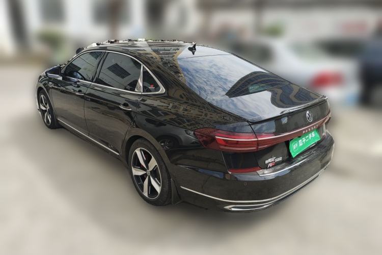 Used Volkswagen Passat 2025 Outstanding Model 380TSI Starry Dragon Edition Rear Left 45 Deg