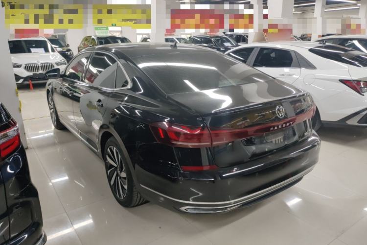 Used Volkswagen Passat 2025 Premium Version 380TSI Dragon Edition Rear Left 45 Deg