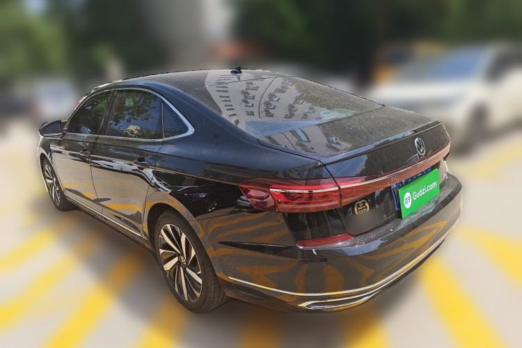 Used Volkswagen Passat 2025 Premium Version 380TSI Dragon Edition Rear Left 45 Deg