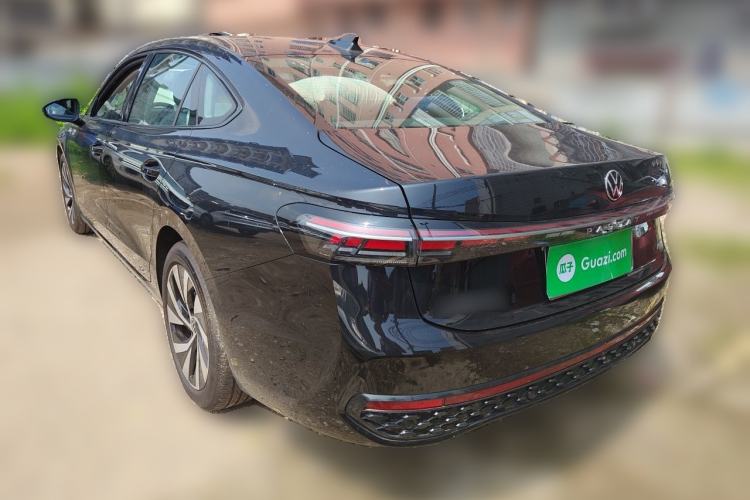 Used Volkswagen Passat 2025 Pro 380TSI Starry Dragon Edition Rear Left 45 Deg