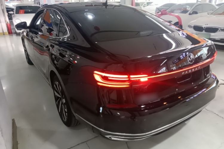 Used Volkswagen Passat 2025 Premium Version 380TSI Dragon Edition Rear Left 45 Deg