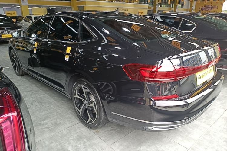 Used Volkswagen Passat 2025 Outstanding Model 380TSI Starry Dragon Edition Rear Left 45 Deg