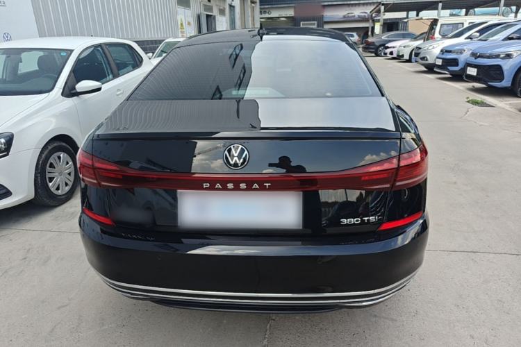 Used Volkswagen Passat 2025 Outstanding Model 380TSI Dragon Glory Edition Rear