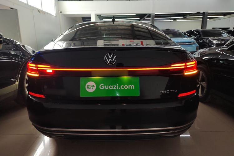 Used Volkswagen Passat 2025 Premium Version 380TSI Dragon Edition Rear