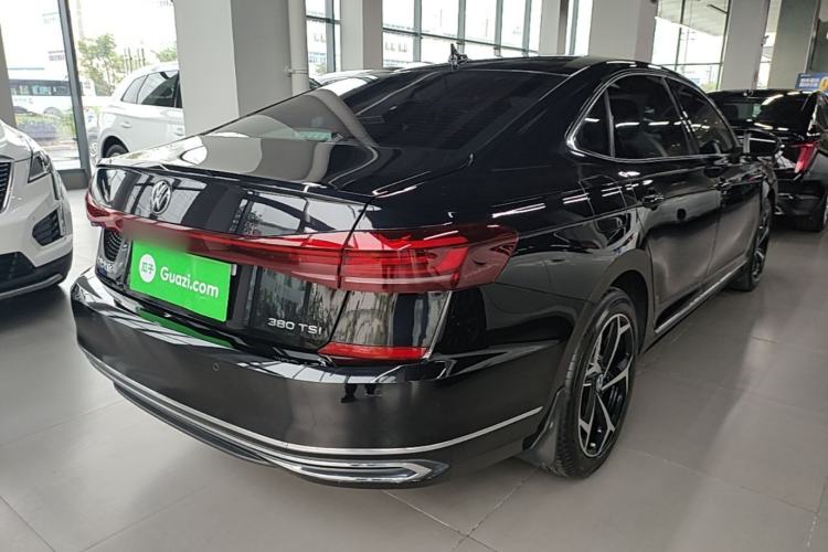 Used Volkswagen Passat 2025 Outstanding Model 380TSI Starry Dragon Edition Rear Right 45 Deg