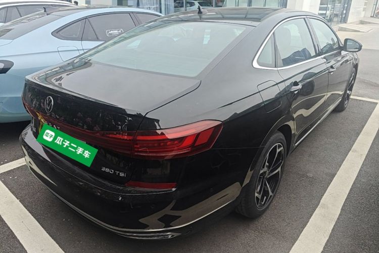 Used Volkswagen Passat 2025 Outstanding Model 380TSI Starry Dragon Glorious Edition Rear Right 45 Deg