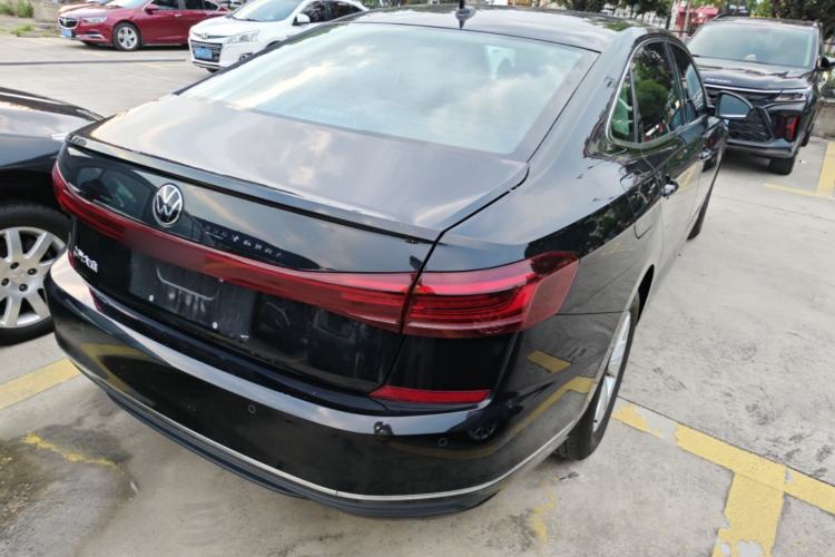 Used Volkswagen Passat 2025 Outstanding Model 280TSI Business Edition Rear Right 45 Deg