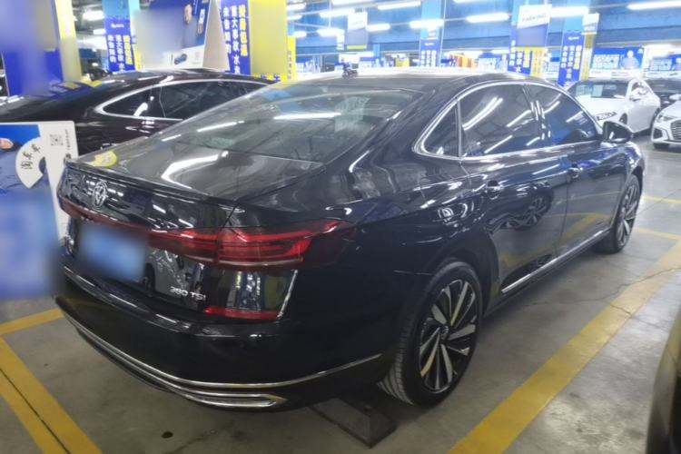 Used Volkswagen Passat 2025 Premium Version 380TSI Dragon Edition Rear Right 45 Deg
