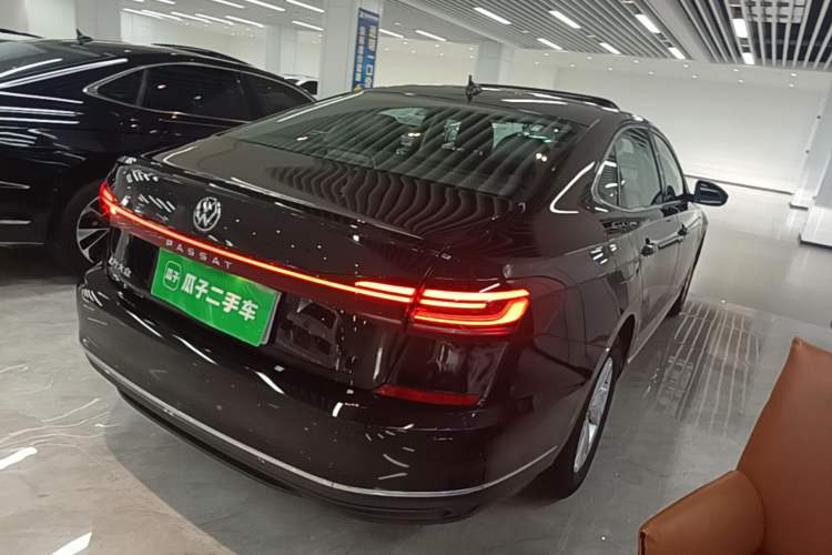 Used Volkswagen Passat 2025 Outstanding Model 280TSI Business Edition Rear Right 45 Deg