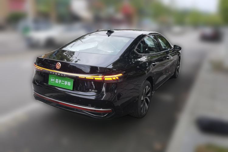 Used Volkswagen Passat 2025 Pro 380TSI Dragon Glory Edition Rear Right 45 Deg