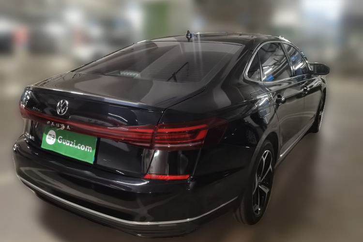 Used Volkswagen Passat 2025 Outstanding Model 330TSI Starry Elite Edition Rear Right 45 Deg