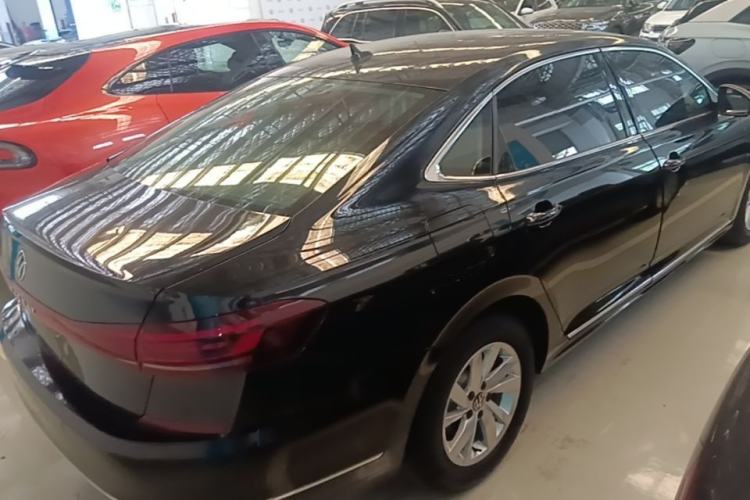 Used Volkswagen Passat 2025 Outstanding Model 280TSI Business Edition Rear Right 45 Deg