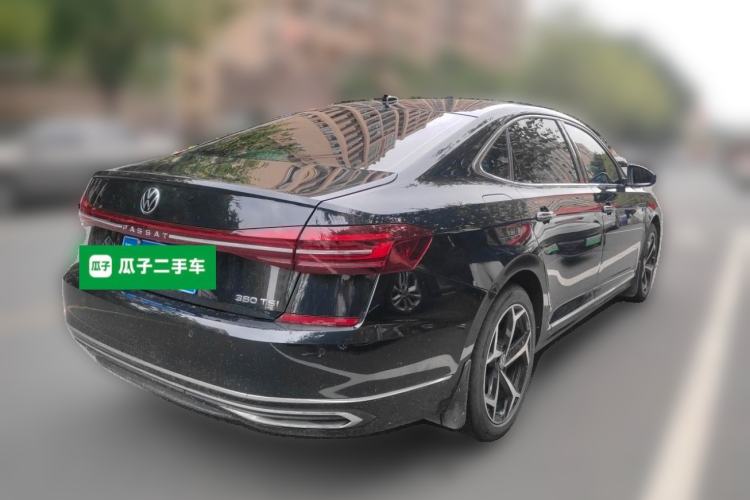 Used Volkswagen Passat 2025 Outstanding Model 380TSI Starry Dragon Edition Rear Right 45 Deg