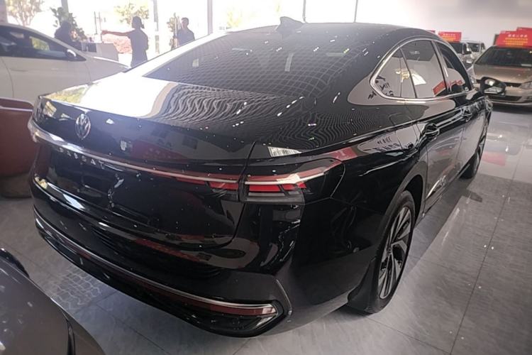 Used Volkswagen Passat 2025 Pro 380TSI Dragon Glory Edition Rear Right 45 Deg