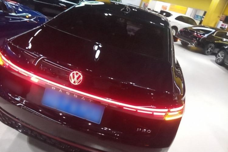 Used Volkswagen Passat 2025 Pro 380TSI Starry Dragon Edition Rear Right 45 Deg