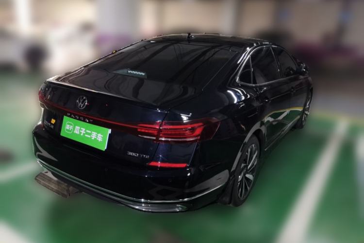 Used Volkswagen Passat 2025 Premium Version 380TSI Dragon Edition Rear Right 45 Deg