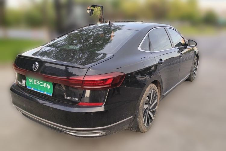Used Volkswagen Passat 2025 Premium Version 380TSI Dragon Edition Rear Right 45 Deg