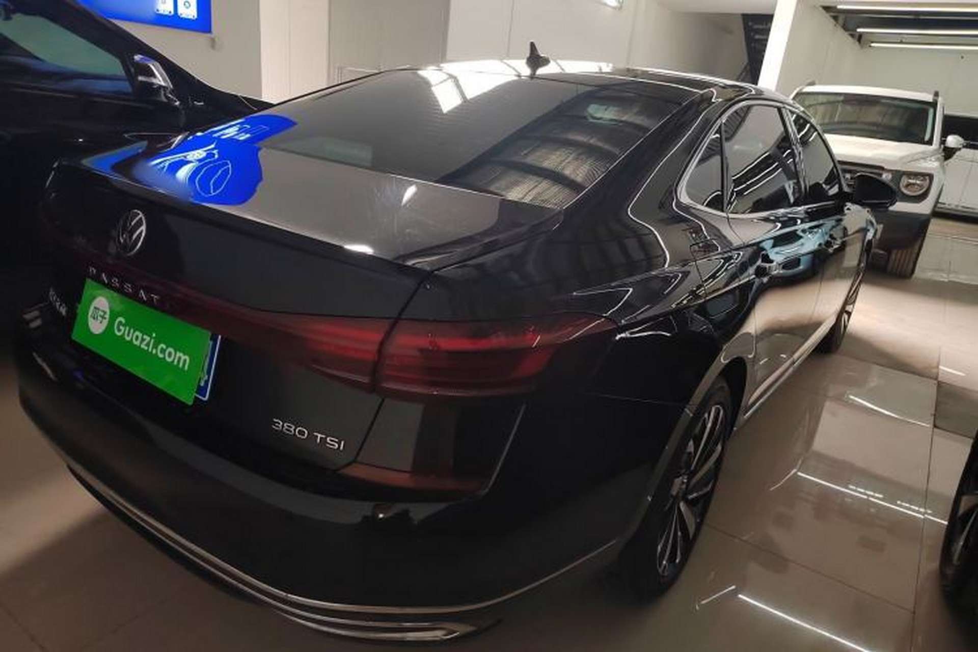 Used Volkswagen Passat 2025 Premium Version 380TSI Dragon Edition Rear Right 45 Deg