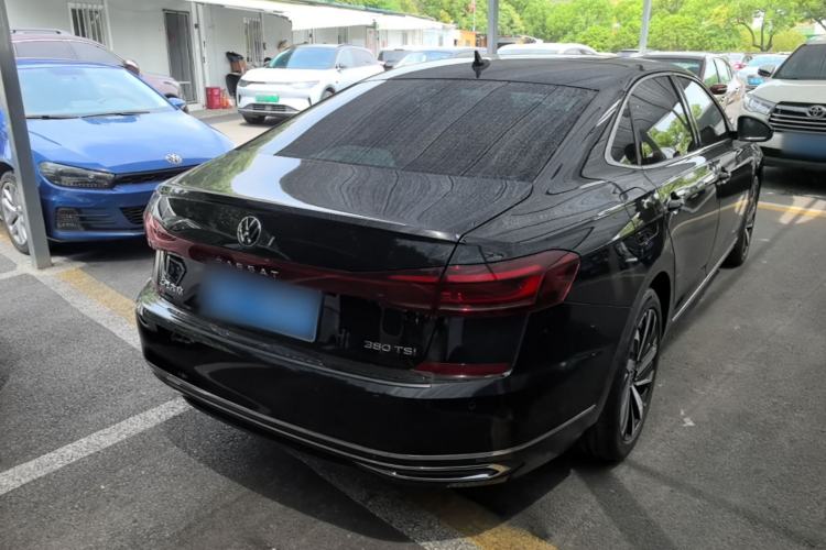 Used Volkswagen Passat 2025 Premium Version 380TSI Dragon Edition Rear Right 45 Deg