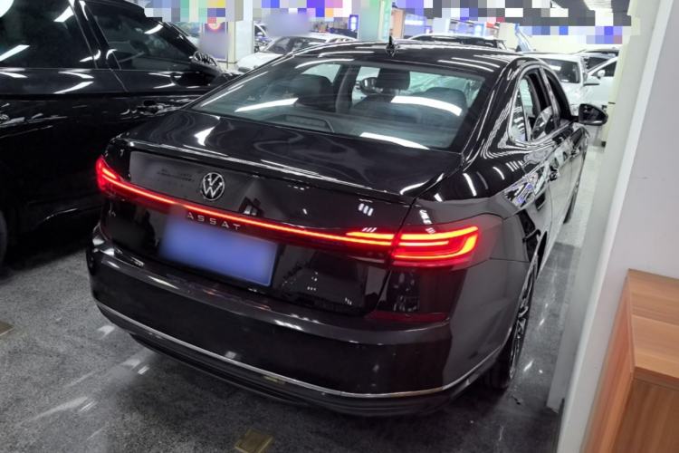 Used Volkswagen Passat 2025 Outstanding Model 280TSI Business Edition Rear Right 45 Deg
