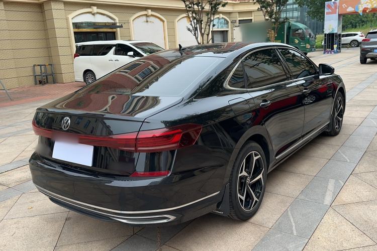 Used Volkswagen Passat 2025 Outstanding Model 380TSI Starry Dragon Edition Rear Right 45 Deg