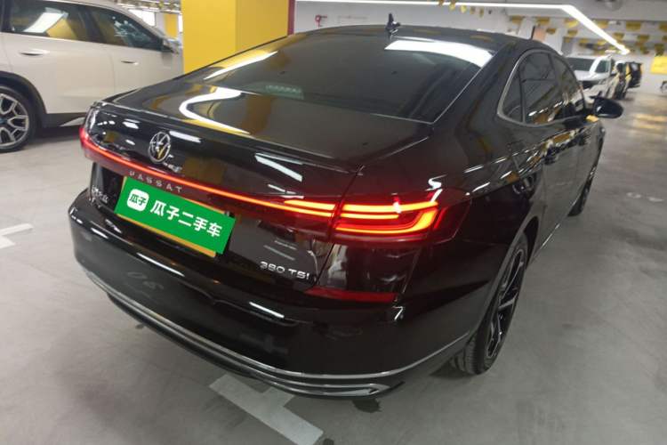 Used Volkswagen Passat 2025 Outstanding Model 380TSI Starry Dragon Edition Rear Right 45 Deg