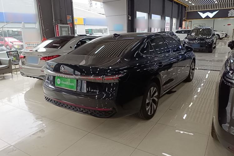 Used Volkswagen Passat 2025 Pro 380TSI Starry Dragon Edition Rear Right 45 Deg