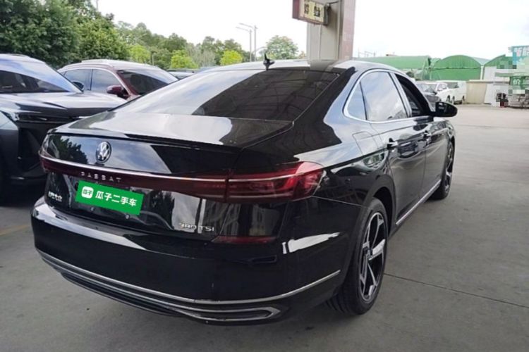 Used Volkswagen Passat 2025 Outstanding Model 380TSI Starry Dragon Edition Rear Right 45 Deg