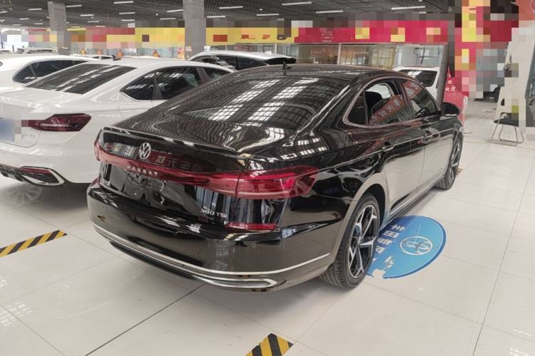 Used Volkswagen Passat 2025 Outstanding Model 380TSI Starry Dragon Edition Rear Right 45 Deg