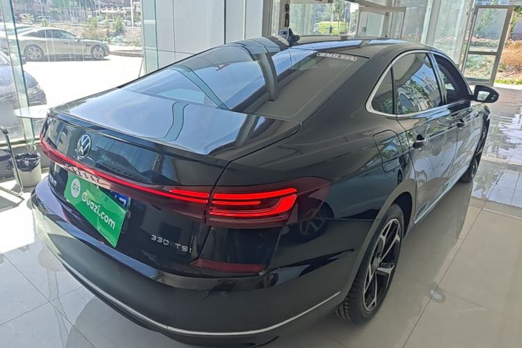 Used Volkswagen Passat 2025 Outstanding Model 330TSI Starry Elite Edition Rear Right 45 Deg