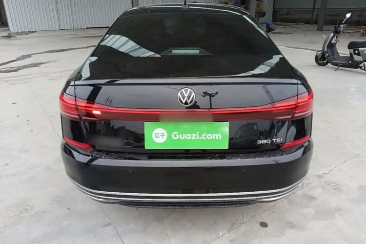 Used Volkswagen Passat 2025 Premium Version 380TSI Dragon Edition Rear