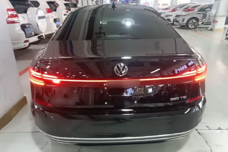 Used Volkswagen Passat 2025 Premium Version 380TSI Dragon Edition Rear