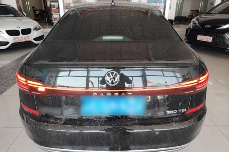 Used Volkswagen Passat 2025 Premium Version 380TSI Dragon Edition Rear