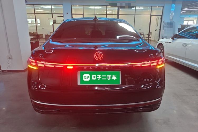 Used Volkswagen Passat 2025 Pro 380TSI Dragon Glory Edition Rear