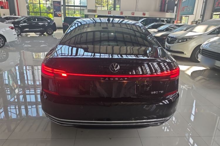 Used Volkswagen Passat 2025 Outstanding Model 380TSI Dragon Glory Edition Rear