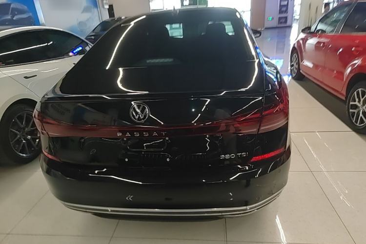 Used Volkswagen Passat 2025 Outstanding Model 380TSI Dragon Glory Edition Rear