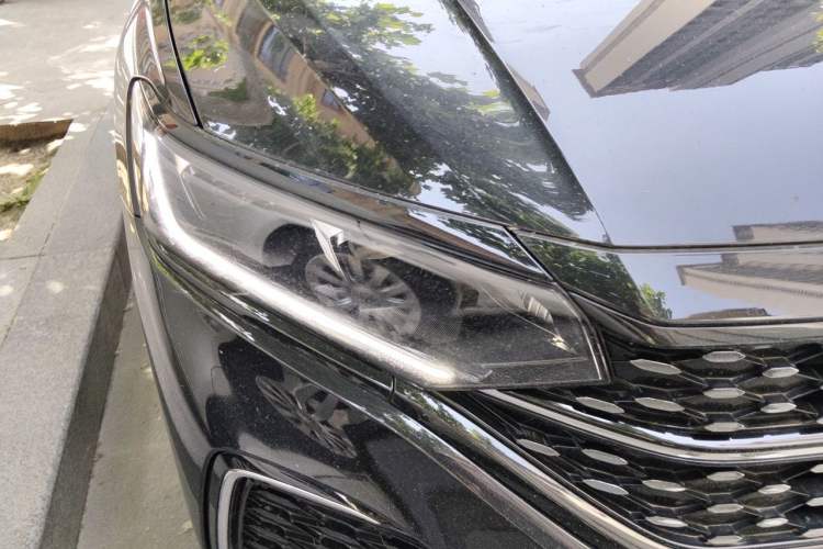Used Volkswagen Passat 2025 Outstanding Model 380TSI Starry Dragon Edition Right Front Headlight
