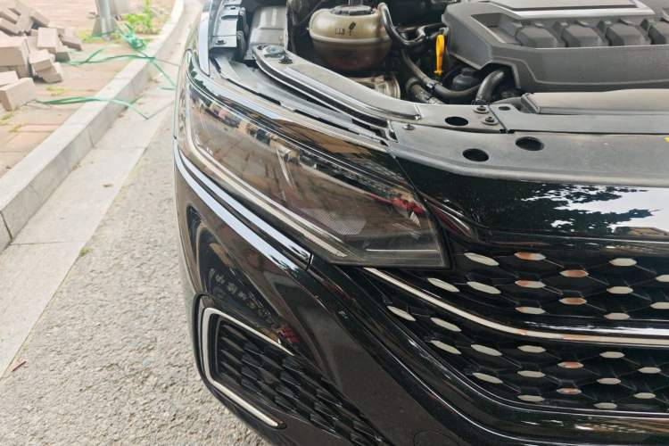 Used Volkswagen Passat 2025 Outstanding Model 380TSI Starry Dragon Edition Right Front Headlight