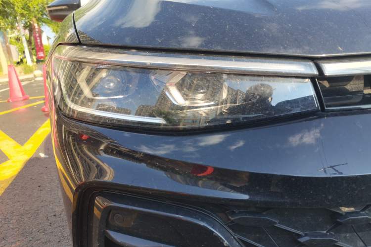 Used Volkswagen Passat 2025 Pro 380TSI Starry Dragon Edition Right Front Headlight