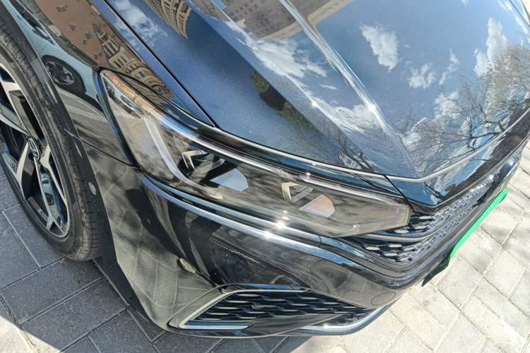 Used Volkswagen Passat 2025 Outstanding Model 380TSI Starry Dragon Glorious Edition Right Front Headlight