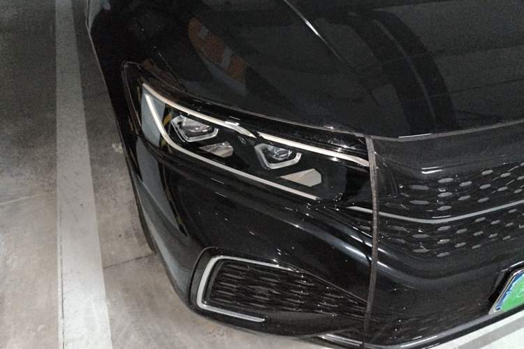 Used Volkswagen Passat 2025 Outstanding Model 380TSI Starry Dragon Glorious Edition Right Front Headlight