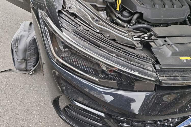 Used Volkswagen Passat 2025 Pro 380TSI Dragon Edition Right Front Headlight
