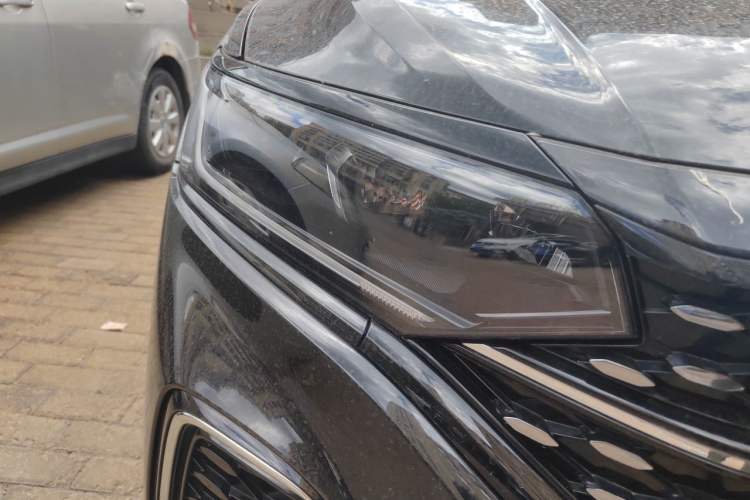 Used Volkswagen Passat 2025 Outstanding Model 380TSI Starry Dragon Edition Right Front Headlight